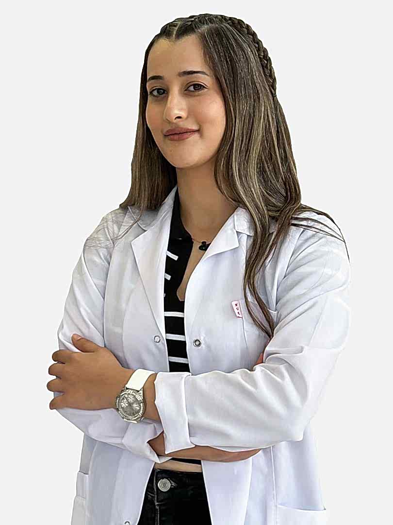 Fizyoterapist Saliha Akdemir